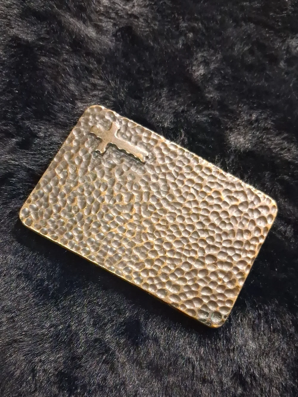 Hammered Metal Belt Buckle with Cross Accent - Gold Tone